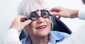 How is an eye test done