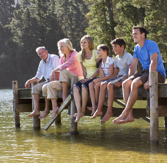 family grandparents e1596641450186 565x551 1